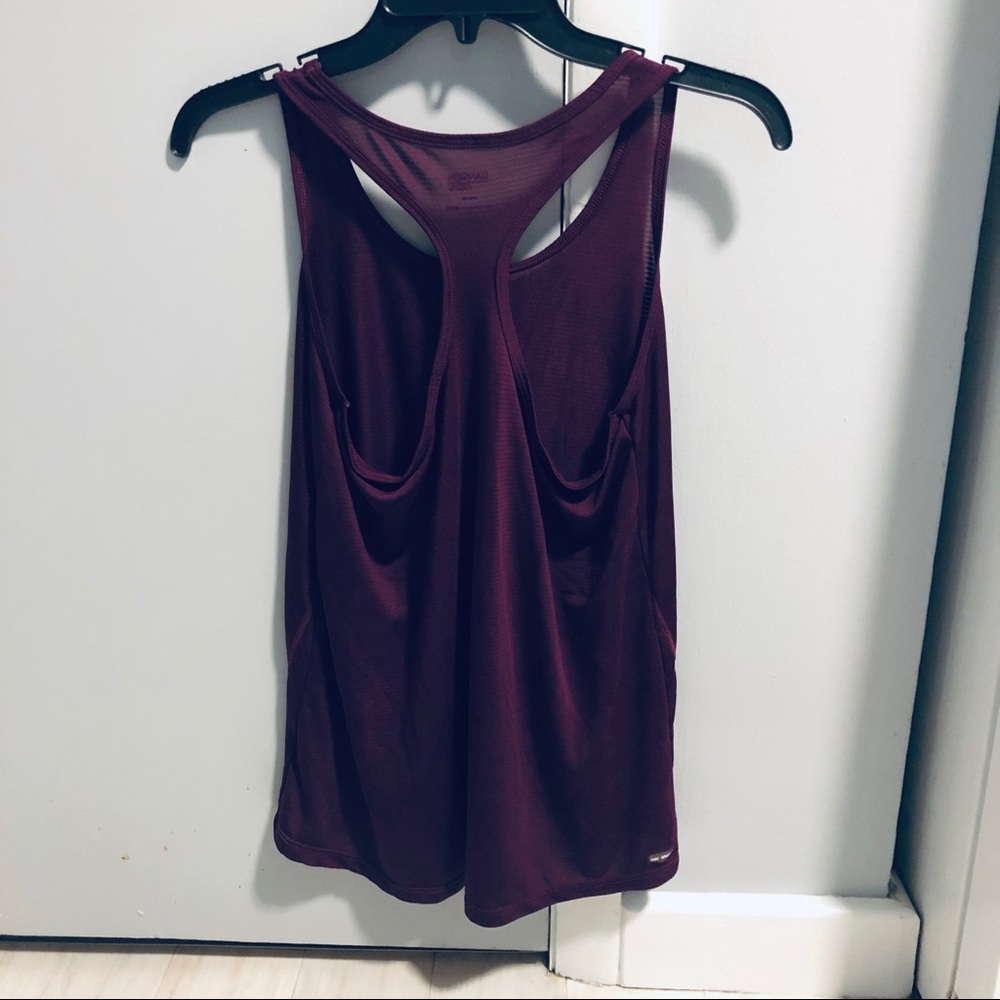 🍍M Dry-fit Danskin Razorback Tanktop